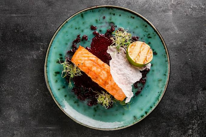 Can you reheat salmon